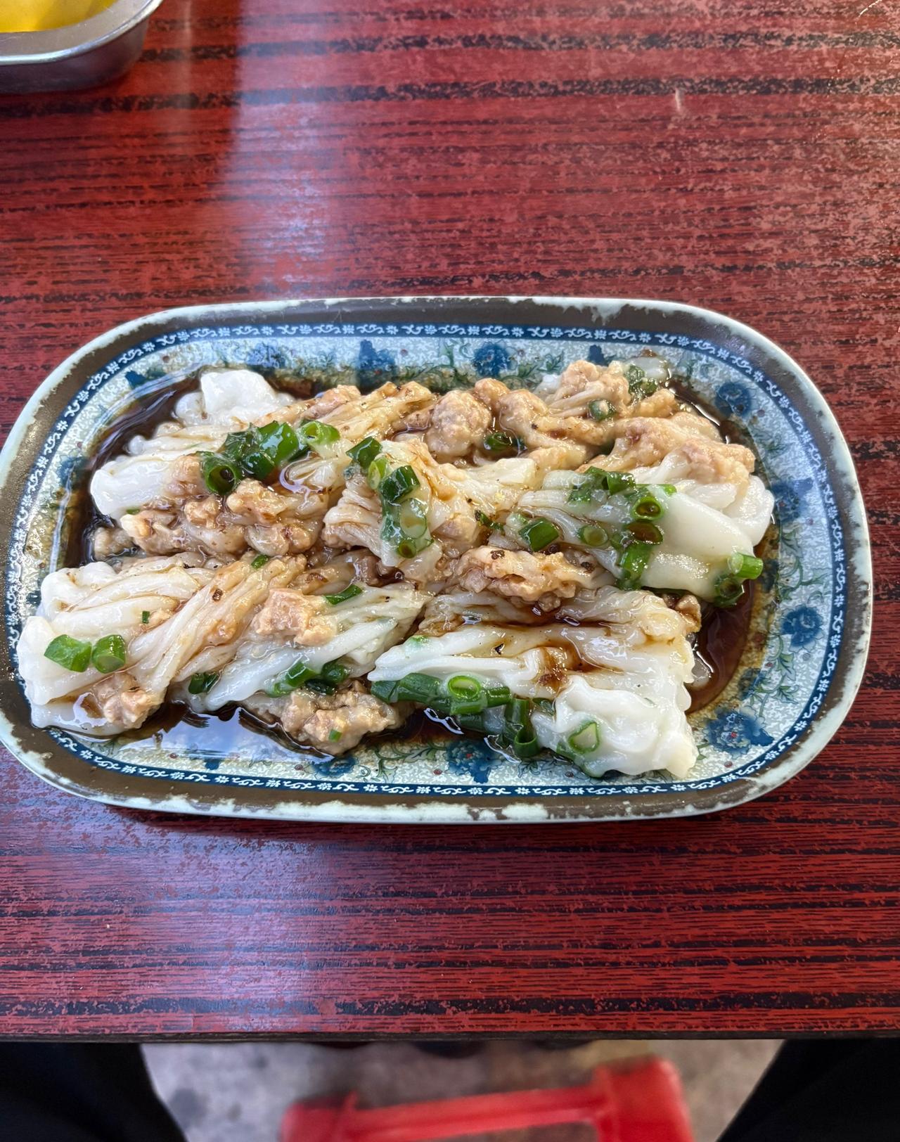 广东人不但做事情踏实，务实，不玩虚的。就是吃个早餐，也讲究一个现打现做。像什么