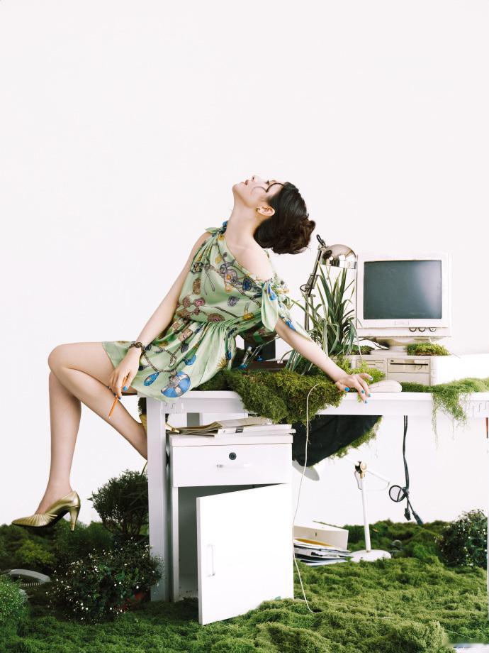 李兰迪有种生机盎然的美李兰迪好高级的一张脸自带生命力的美貌太动人，李兰迪浑身都