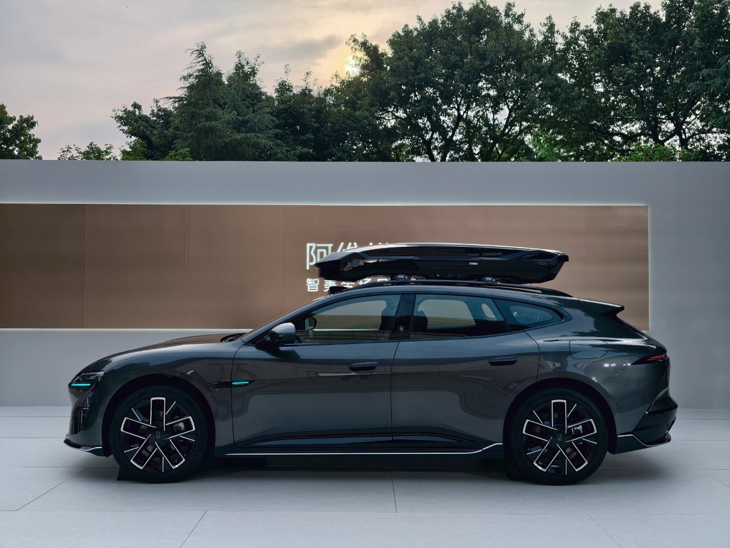 阿维塔06T是真好看…阿维塔06t重庆·重庆渝州国宾馆