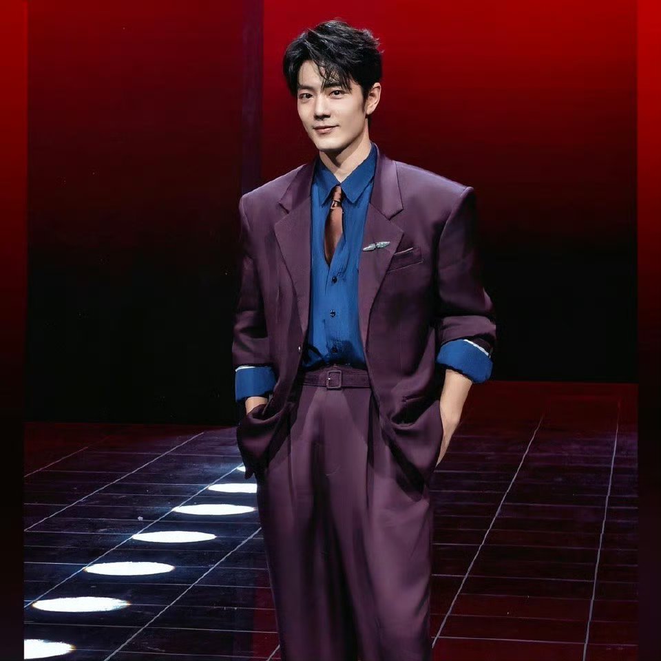 这个阵容内娱好久不见肖战、白敬亭、白鹿、陈伟霆齐聚微博之夜，帅哥气场全开，女神