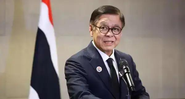 泰国、希腊、阿联酋、新加坡、印度和韩国等国家的80余艘船在霍尔木兹海峡都希望中国