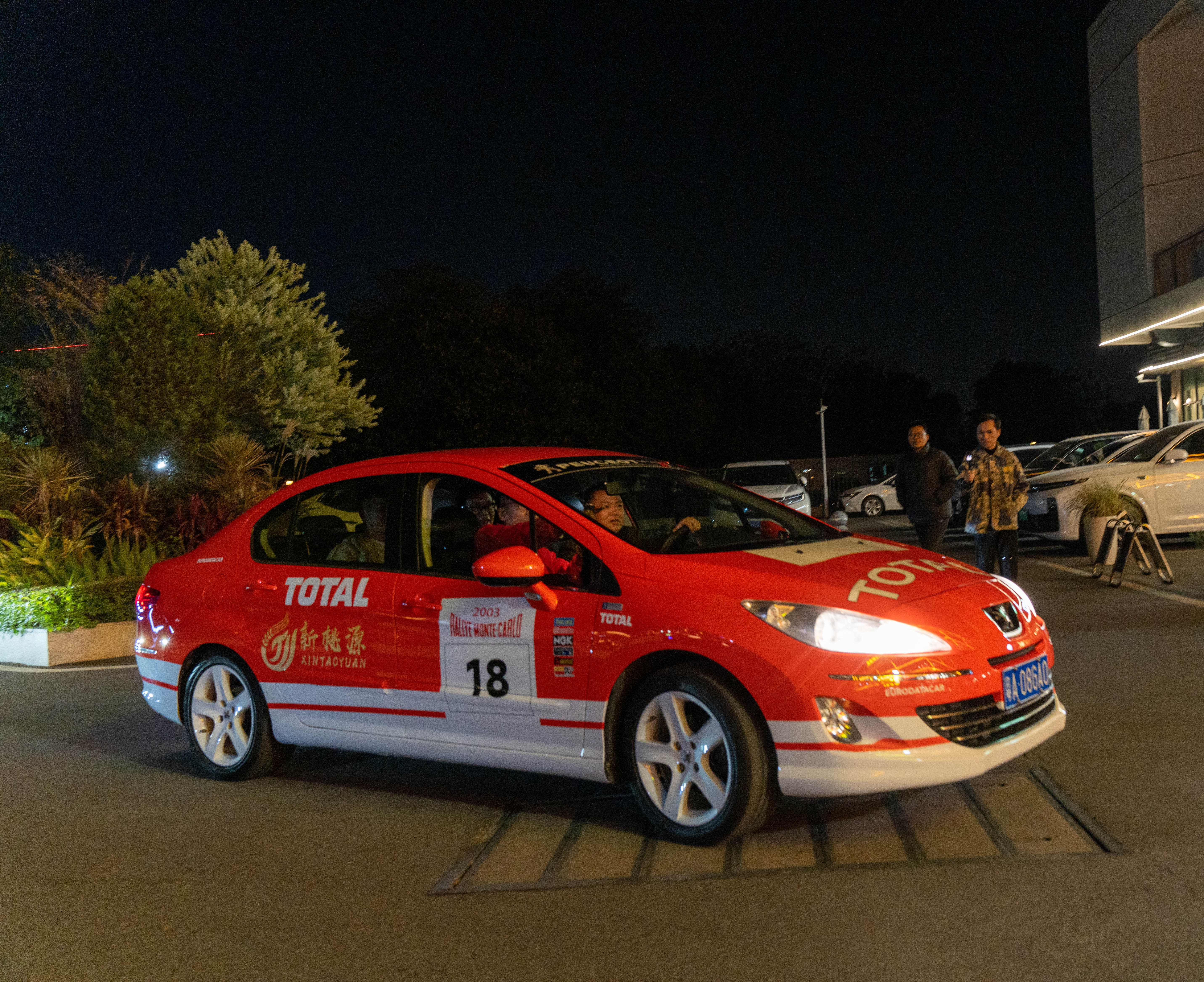 突然才想起，我还有一台老法国车