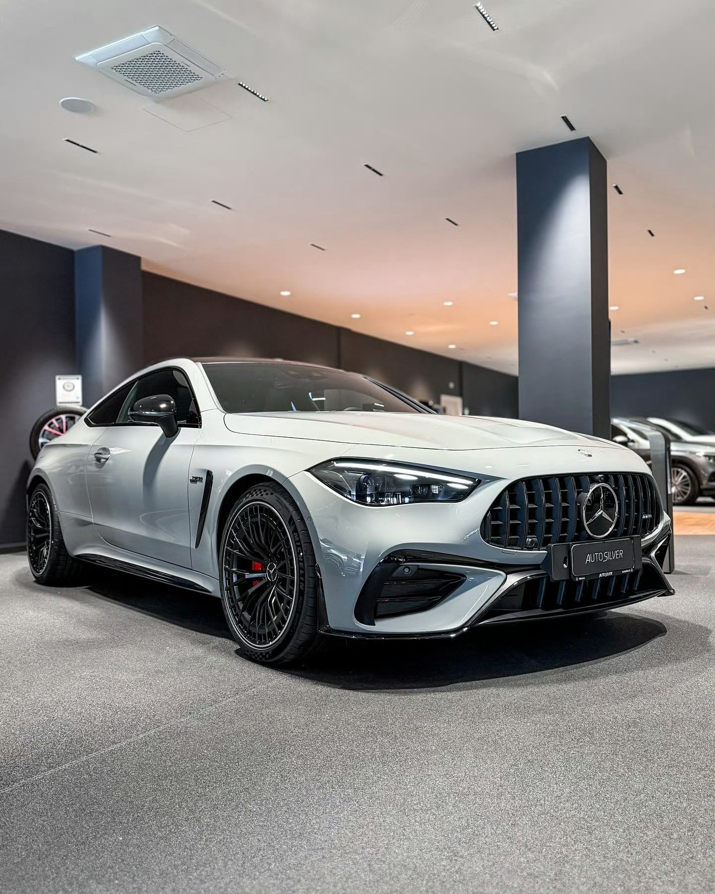 梅赛德斯–AMGCLE53Coupe​​​