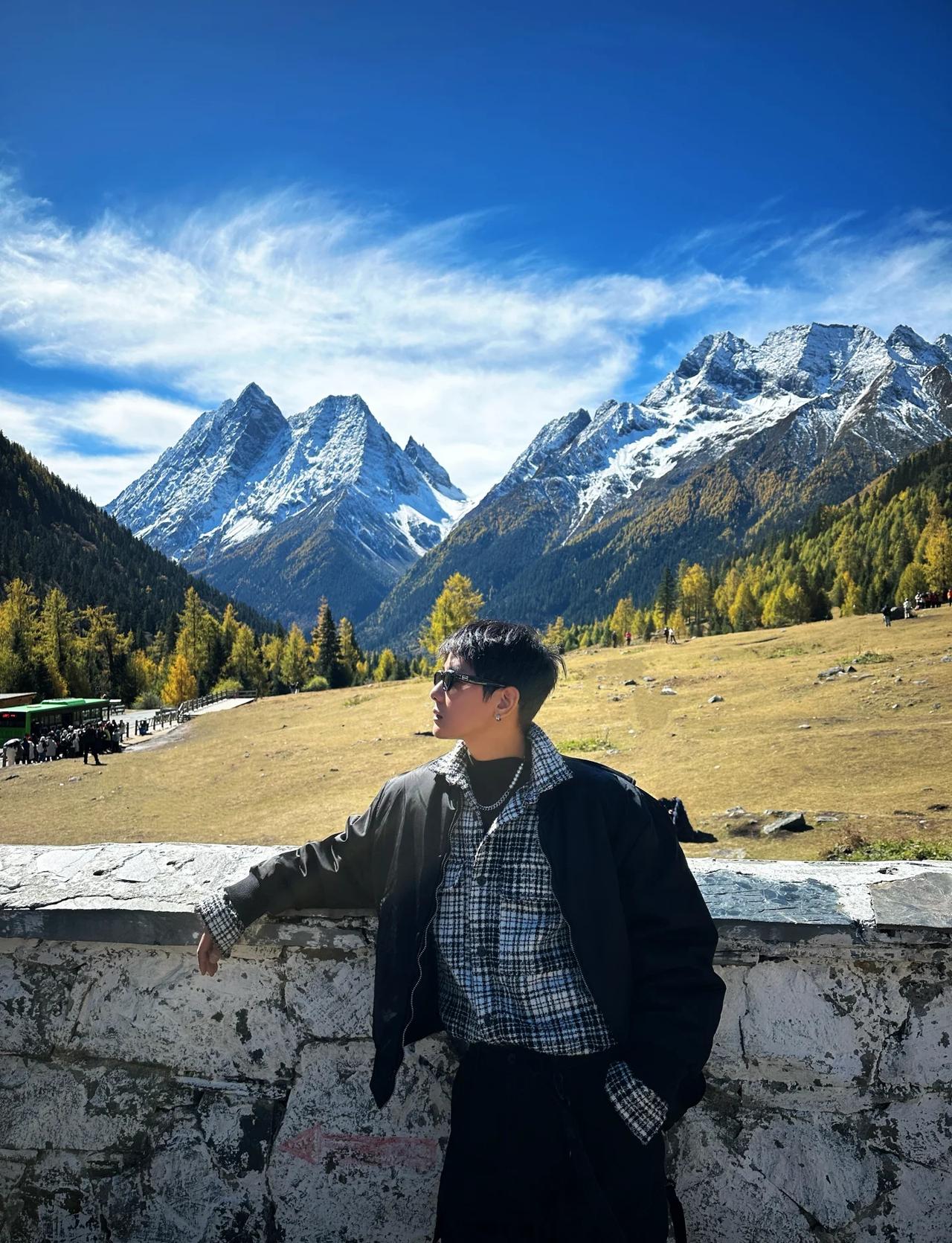 无法描述四姑娘的美第一次带着家人川西自驾，第一站就是四姑娘山，从成都出发开车4