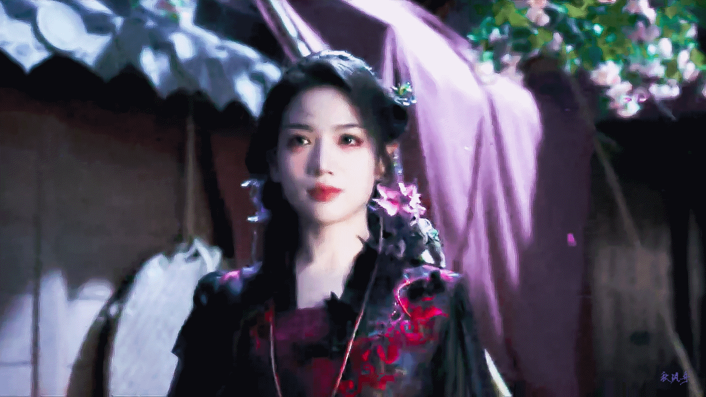 因为最近代露娃在《我家那闺女》节目中的争议，这个词居然又被翻出来了。之前代露娃在《白月梵星》就被评价