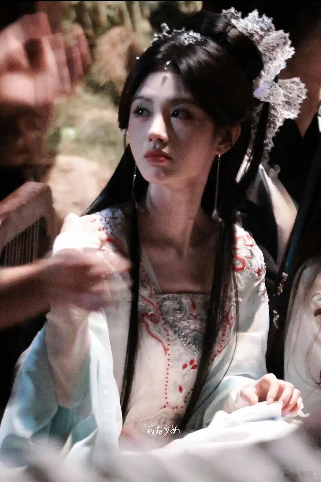 鞠婧祎是不是95花top1了？出道以来拒绝过王思聪，自己单打独斗跟丝芭成功解约，