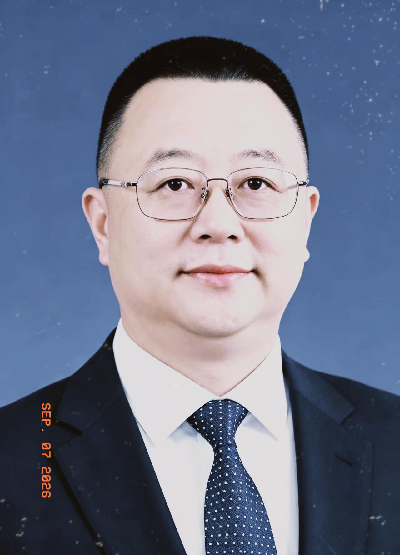 9月5日，纪委“逮虎”力度升级，升职不到1年的陈勇栽了！公开履历显示，陈勇，重