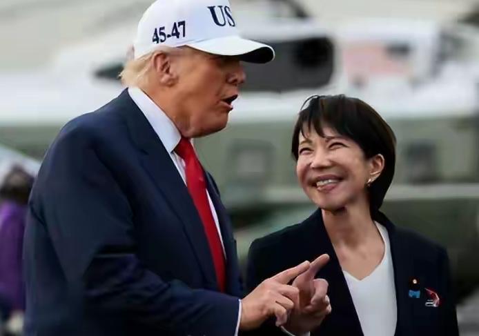 高市早苗发表错误言论，且顽固拒绝改正。当下国内存在两种观点。其一，要求高市早苗