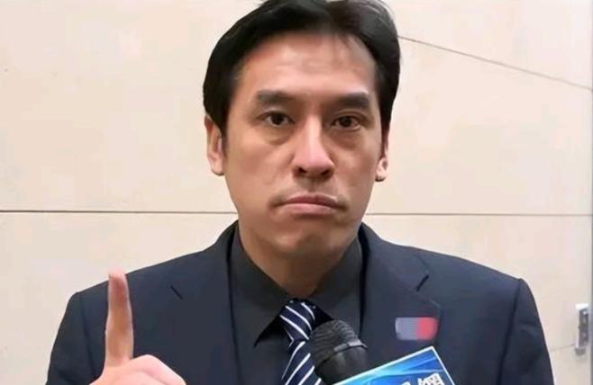 郑丽文动身前往中国大陆，黄暐瀚却声称，国民党别忘记反共！4月7日，根据岛内媒