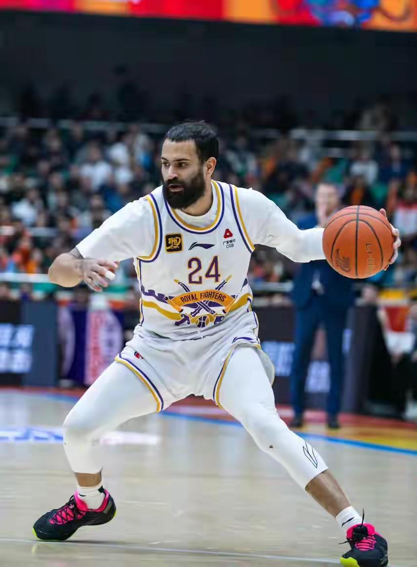 今晚CBA常规赛最后一轮，北京两队牵挂广州！今晚是本赛季CBA常规赛最后一轮