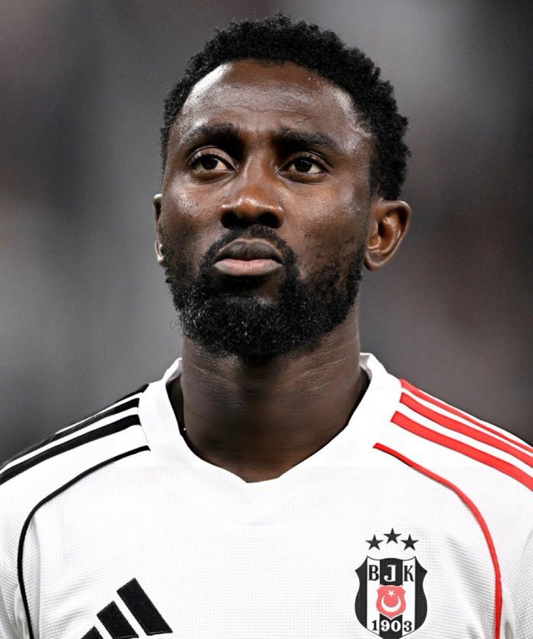 土耳其记者MustafaKarataş曼联已收到有关恩迪迪转会条款的信息——他