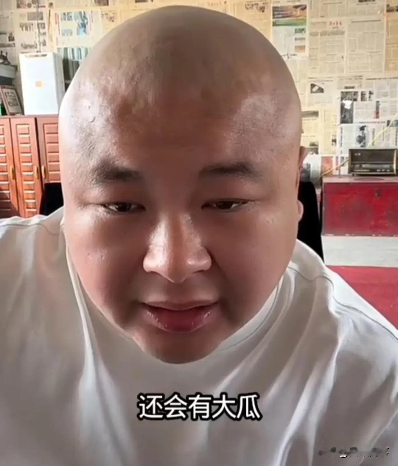 老狗讲辛巴退网原因，明年互联网得有80%主播退役！二驴不收提成为了让徒弟快点还钱