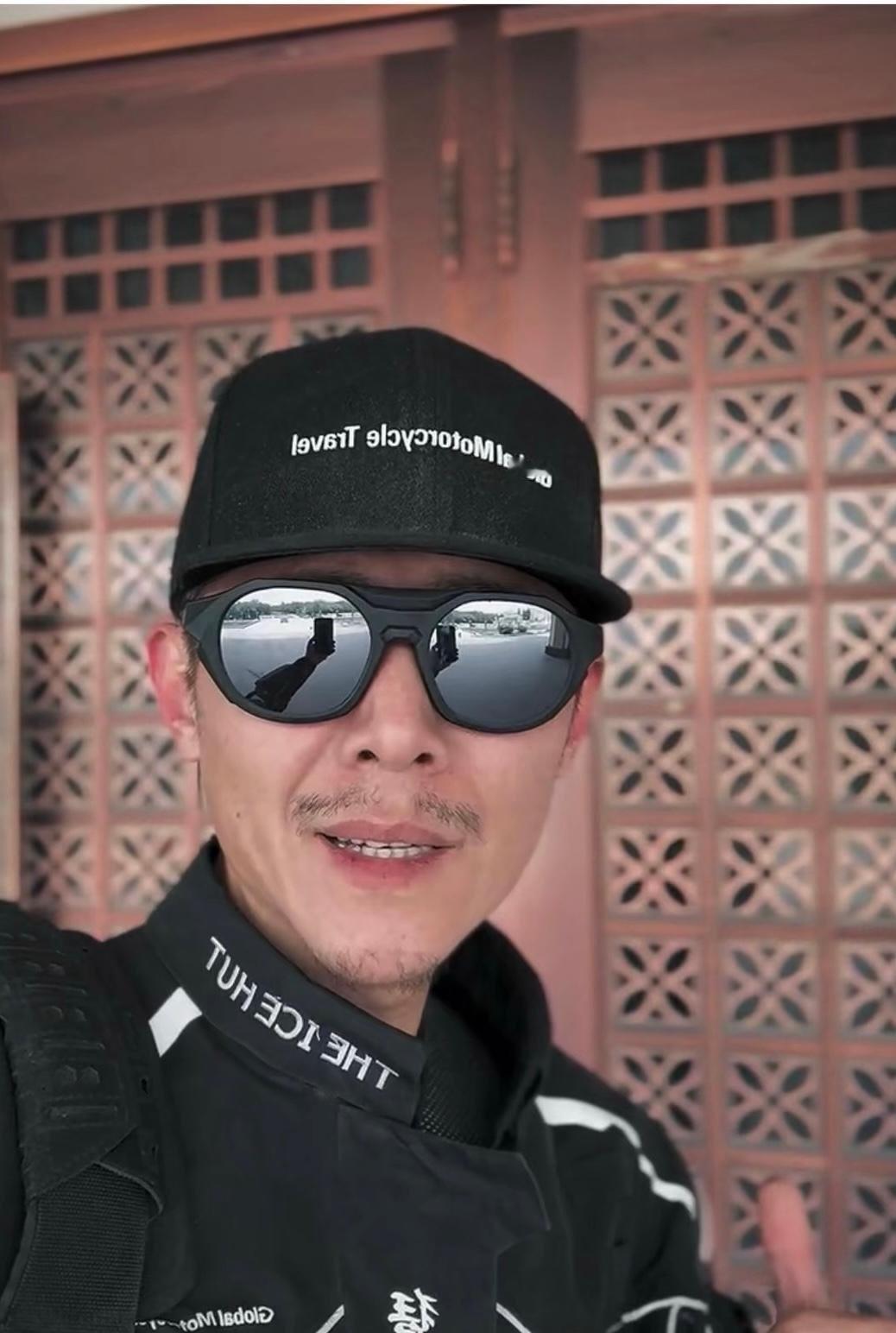 连麦男子：冰哥，我现在婚姻快要走到尽头，心里特别憋屈。我今年四十三，结婚十八年，