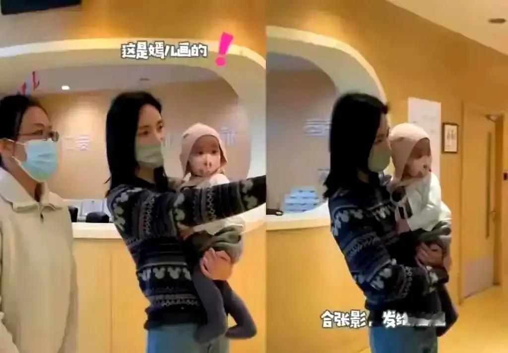 李亚鹏昨晚发了条微博，三张全家福，配文就六个字“这一刻，刚刚好”照片里19岁的李