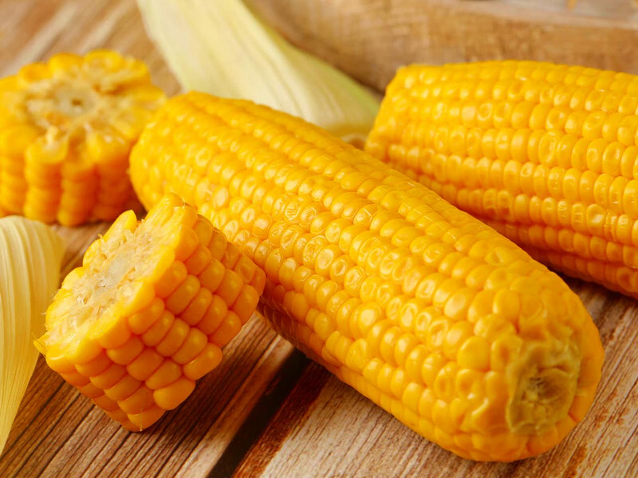 玉米应该怎么吃？医生提醒：这几类人平时尽量远离，别再盲目去吃“老张头，你这玉米