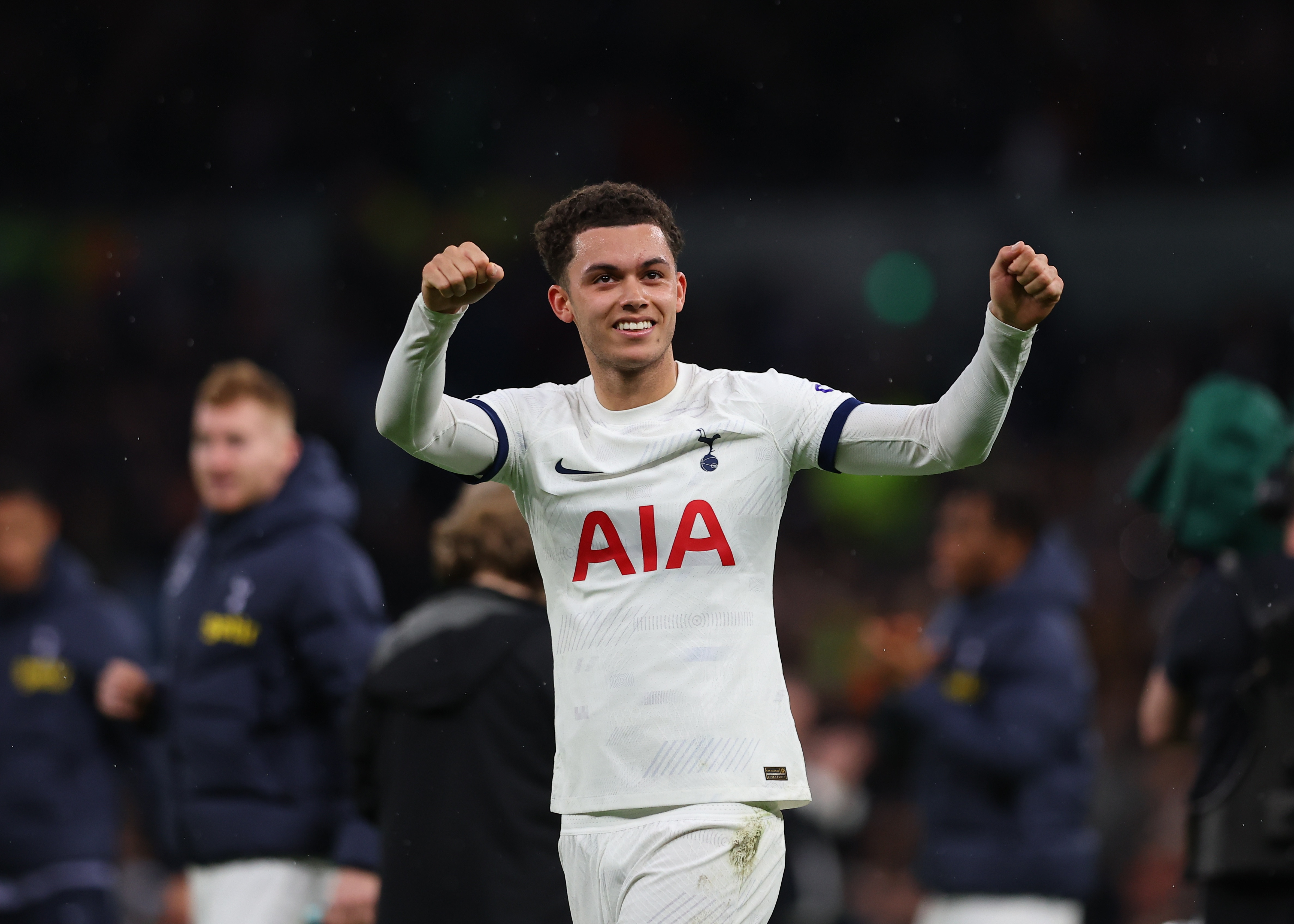 记者: 水晶宫已为布伦南·约翰逊预约体检, 只待球员方面确认加盟