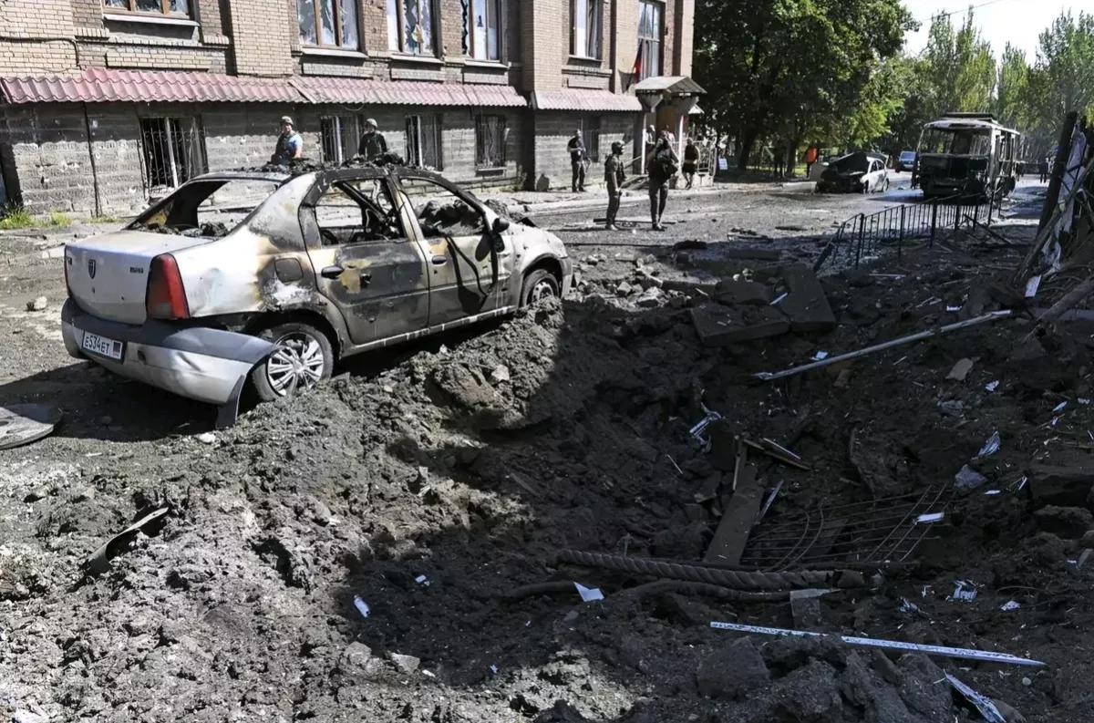 塔斯社报道，当地时间19日，塞瓦斯托波尔市市长拉兹沃扎耶夫证实，在当天乌军对黑海