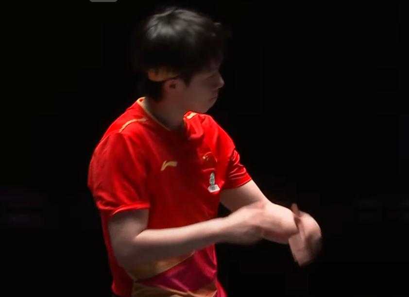 王楚钦赢了，3:1赢了松岛！第一局两人打的非常激烈，王楚钦11:9拿下
