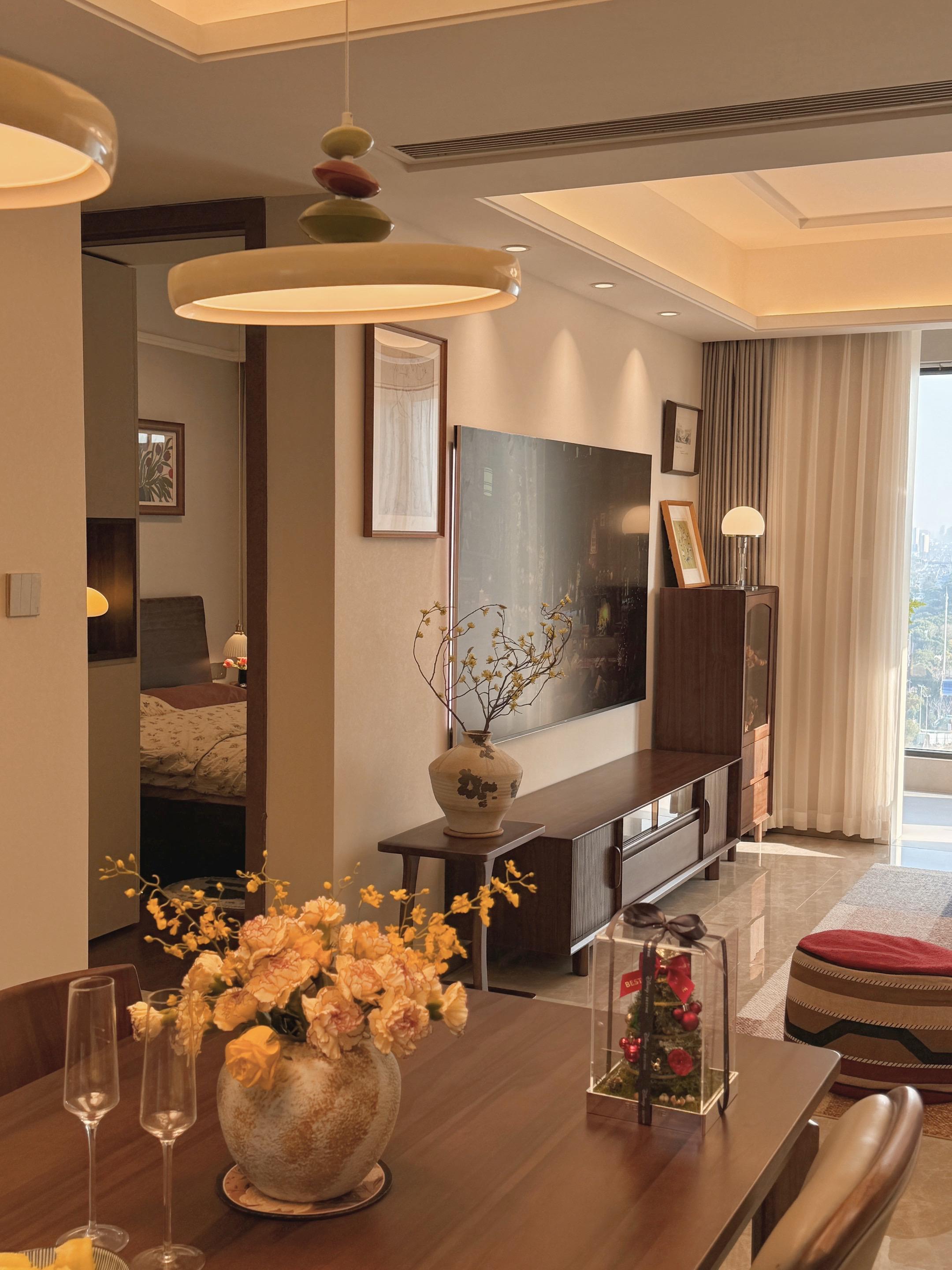 暖色系冬日的小家，很温馨！