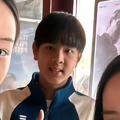 吴尊的儿子MAX怎么和他的女儿NeiNei反差这么大，女儿长相干净，皮肤白皙，