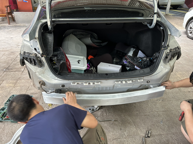 威朗pro更换前后防撞梁前杠488加安装费100，后杠388加安装费100