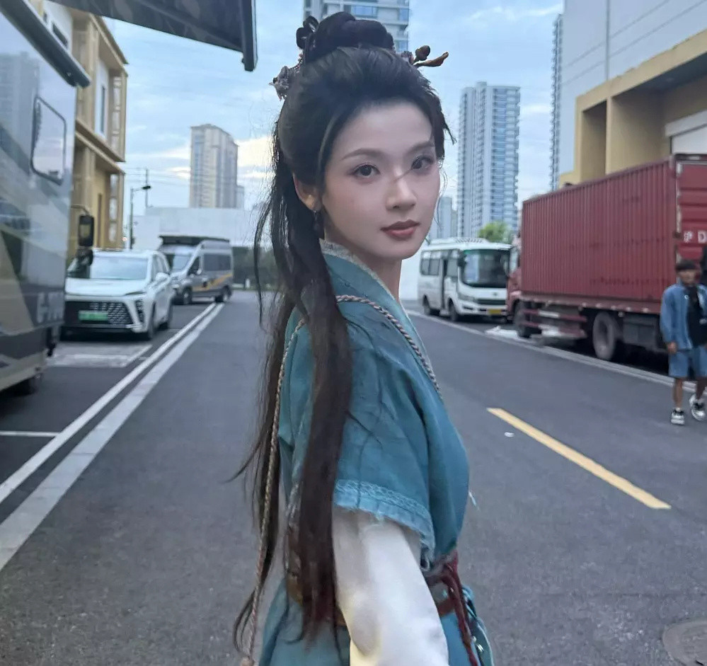 是不是越来越像了，之前林黛玉明明不是长这样的​​​
