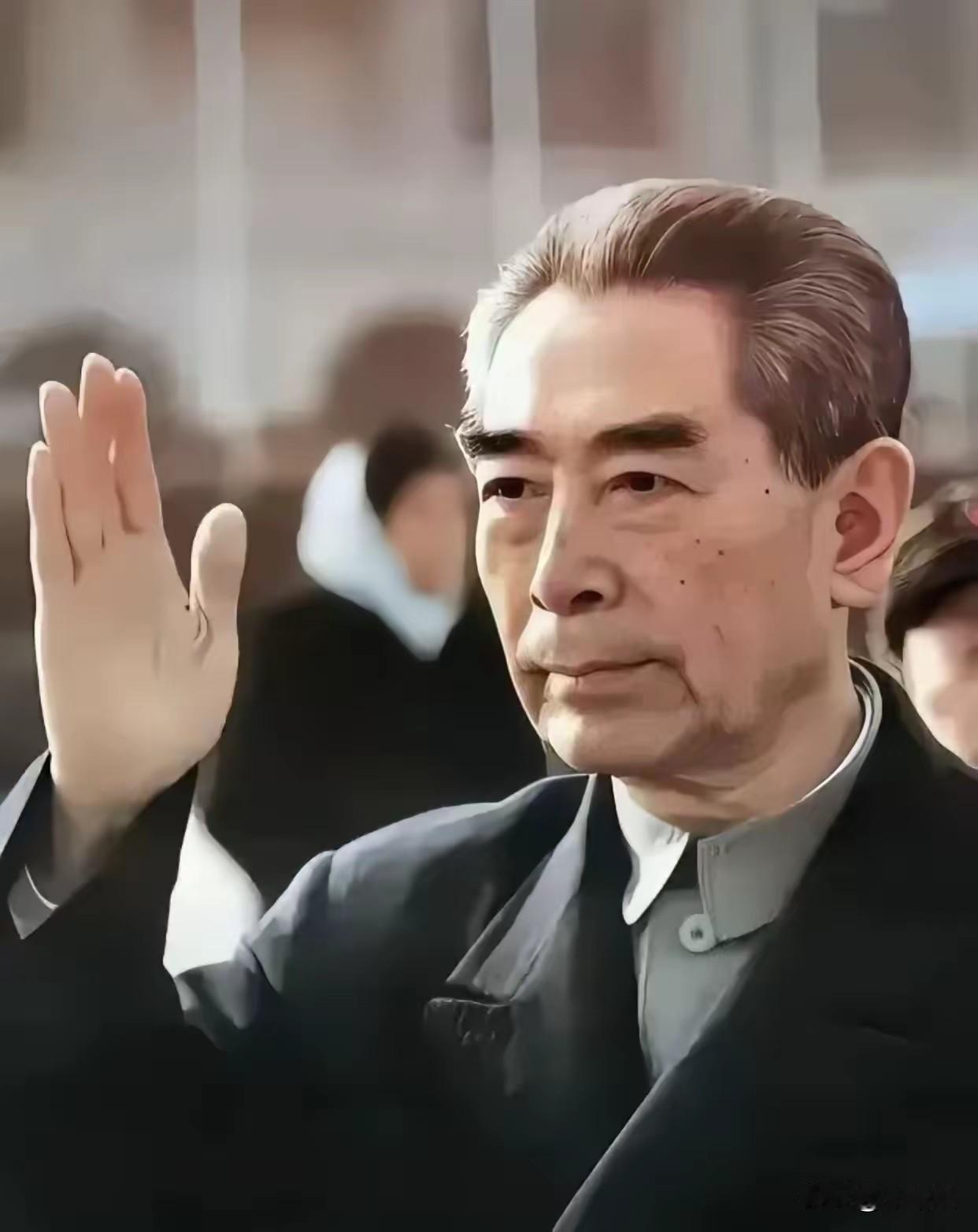 周总理的一生，心怀家国、大公无私、鞠躬尽瘁、死而后已。他的格局，风骨，情怀与担当