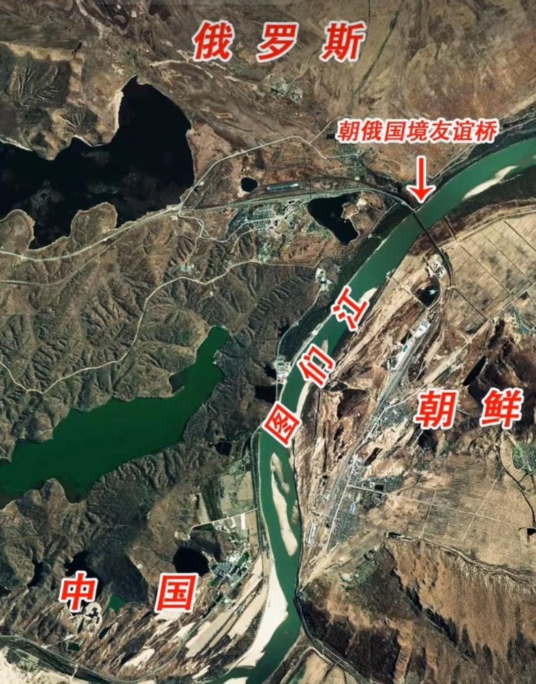离海15公里，愣是出不去。珲春防川，看得见日本海，走不到日本海。1860
