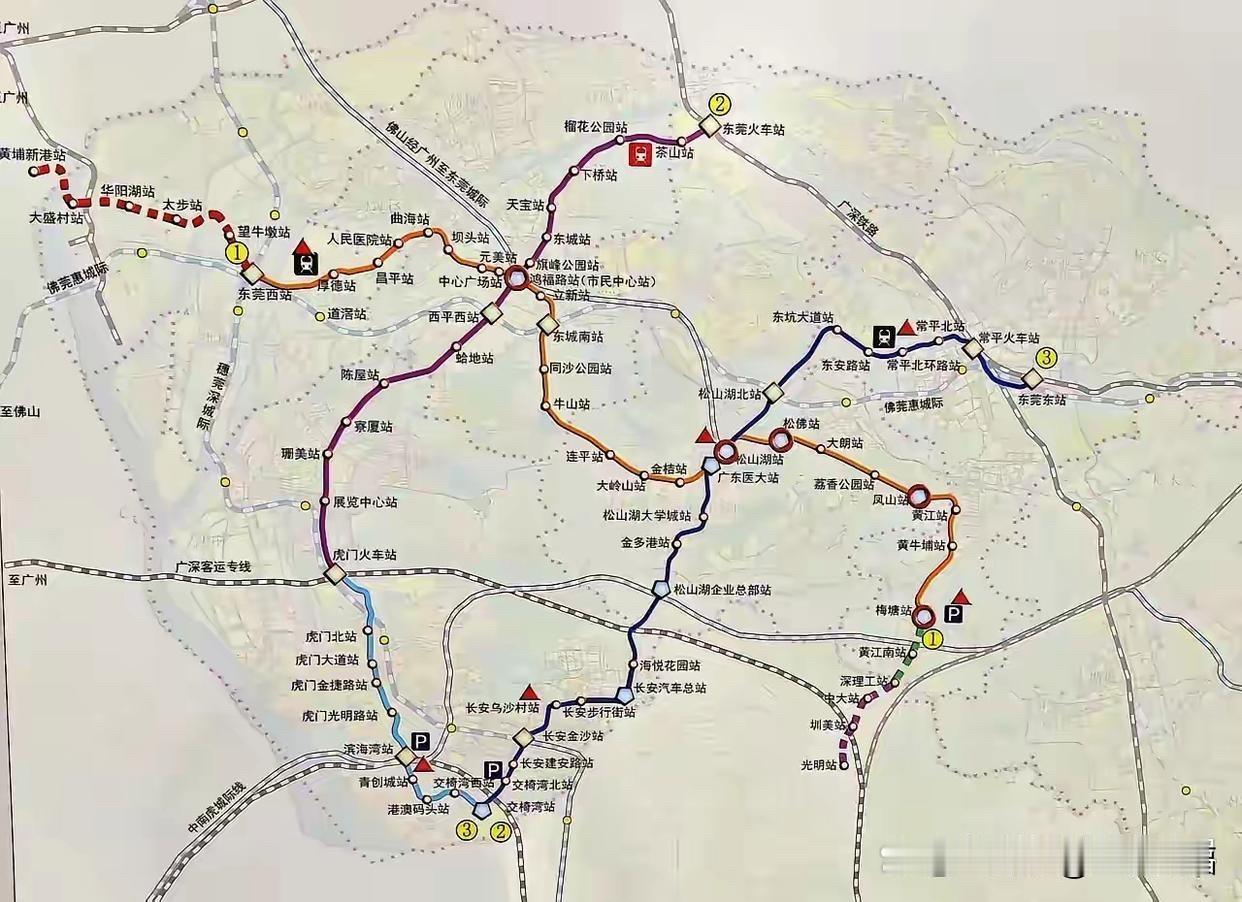 用地铁取代公交，这是必然的选择，东莞要加快地铁建设，建成密密麻麻的地铁交通。现