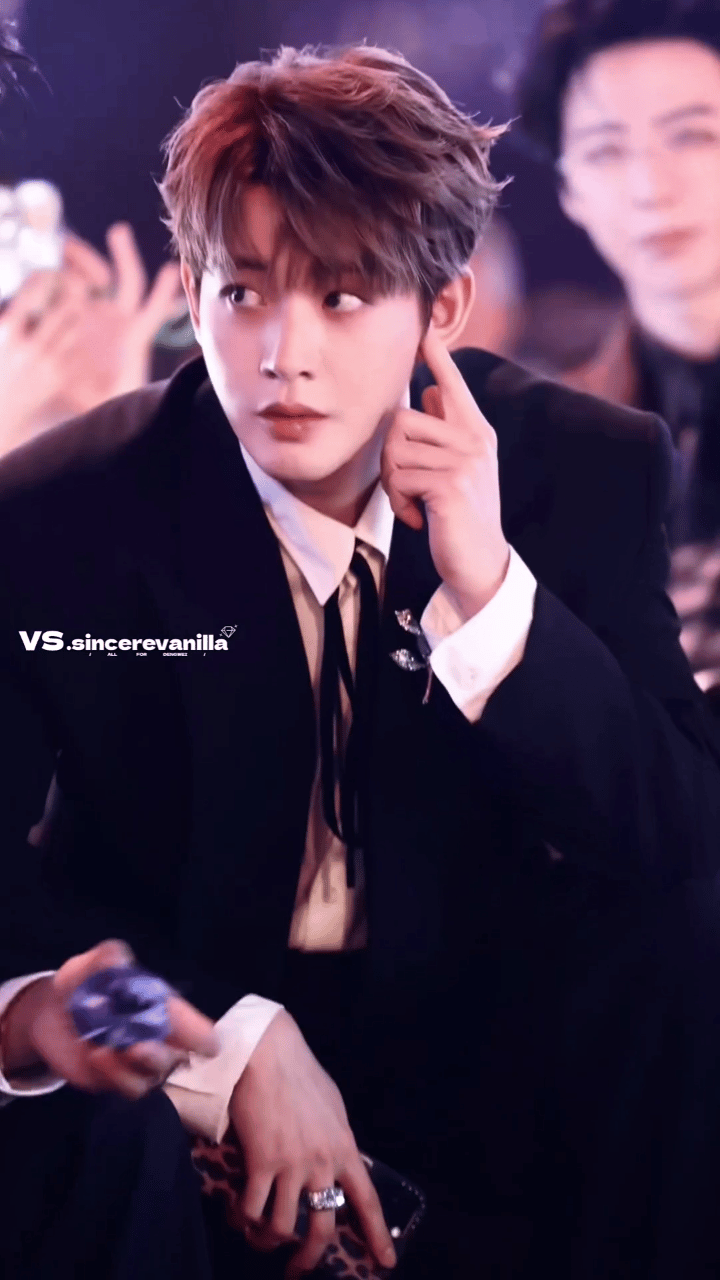 超话大赏·迪奥全球美妆大使邓为·迪奥品牌大使邓为心跳加速，脸颊微红，每一