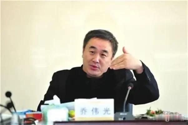青岛海牛已经死掉了，本不想多说。而很多球迷预测海牛本轮将战胜上海海港，这种预测纯