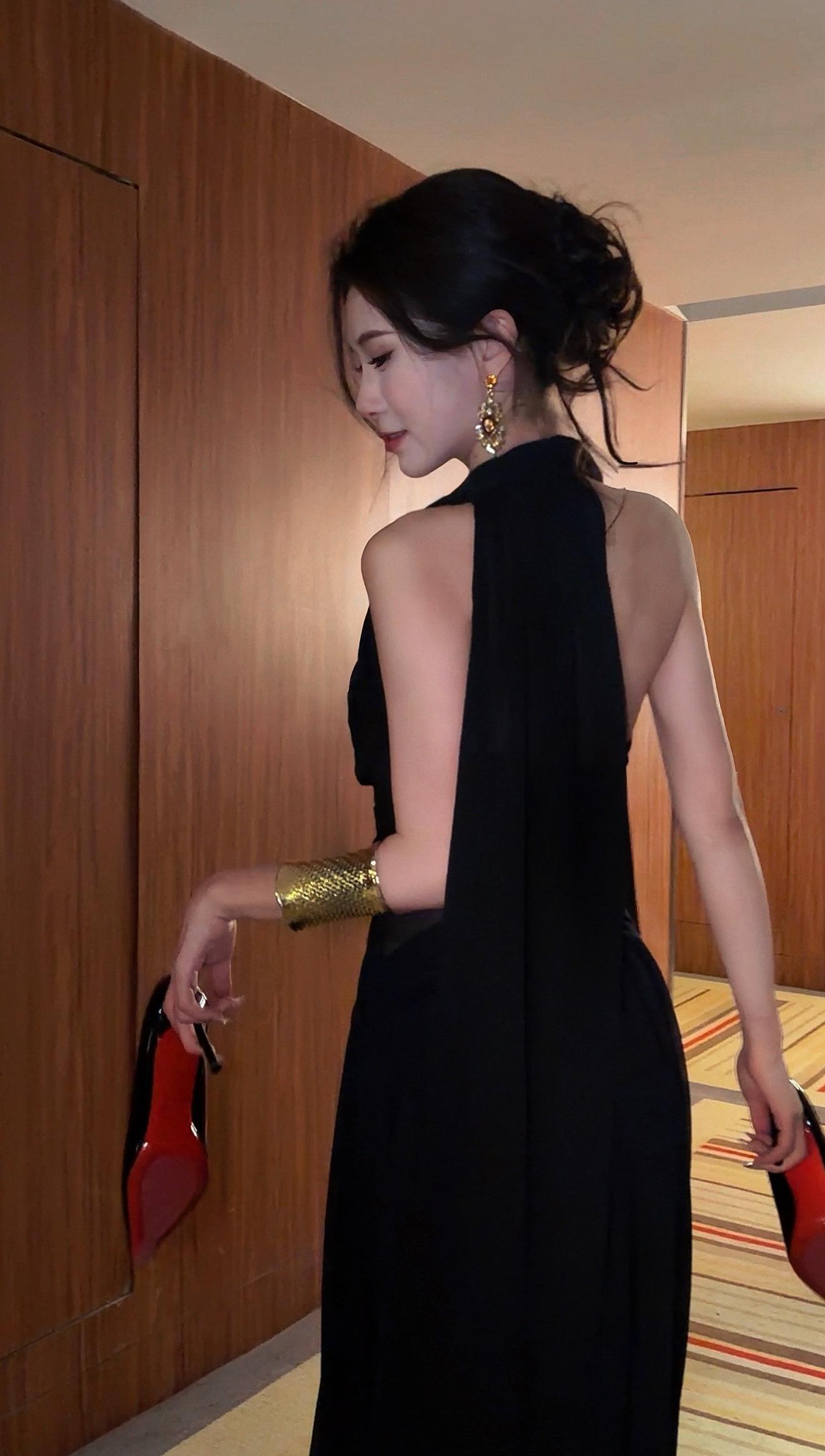 我的妻子是一位美丽的东方女士