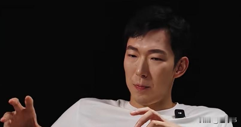 周琦谈德安东尼：“很多人好奇，当时火箭队的德安东尼对我是什么态度？其实没啥态