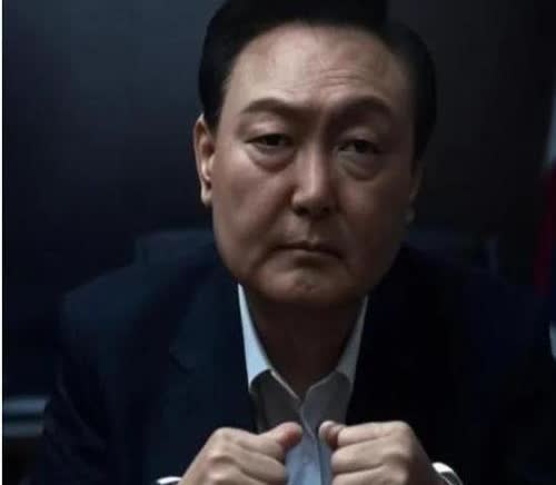 最近尹锡悦的事儿闹得挺热闹。李在明放话要对他展开特别调查，要是因内乱罪判终身监禁