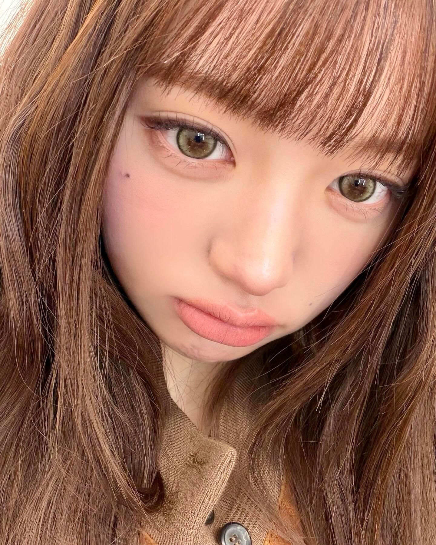 张元英genie完整版正面直拍【张元英】能有这么像洋娃娃的人类存在也是一种神迹