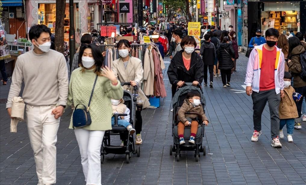 韩国生育率突然上升！症结到底在哪里，不是不想结婚，而是女性......2