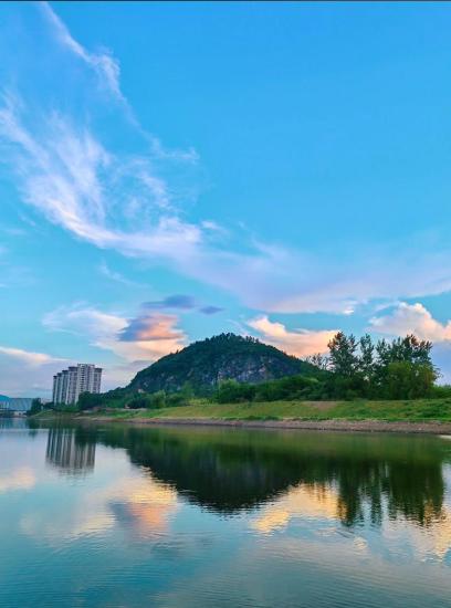 著名免疫学专家说：“睡眠是身体的第一道防线，你熬的不是夜，是生命值。”