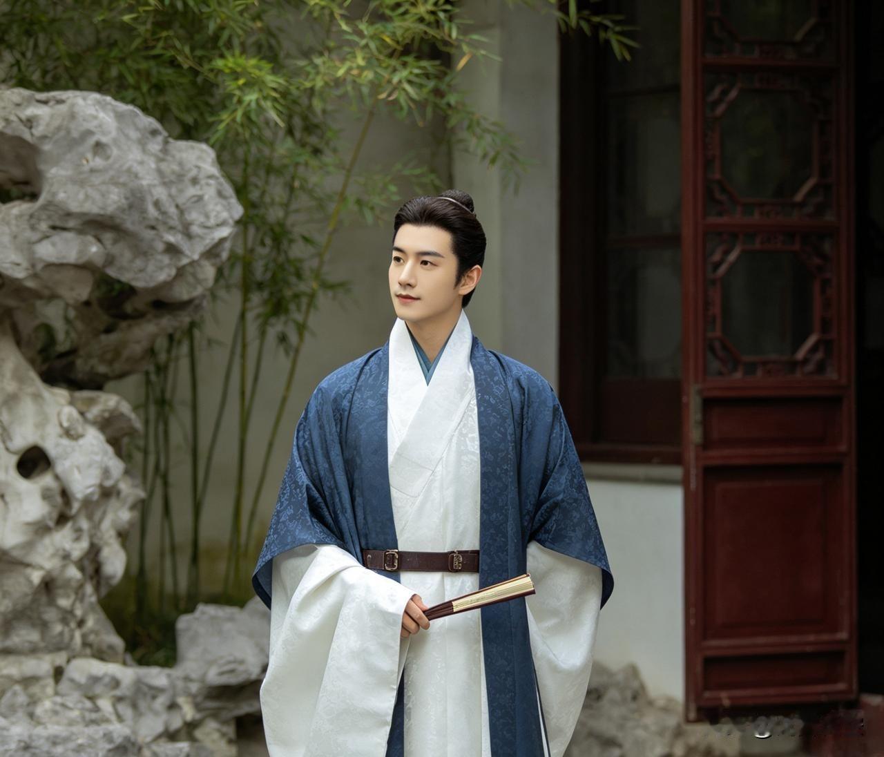 “矫枉必须过正”吗？用在历史批评中，其实是一种智识上的懒惰。以批评清朝为例，