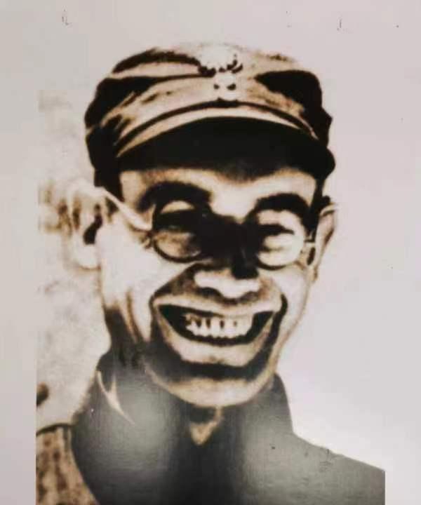 1937年，李德以不适应延安生活为由欲返苏联，主席就劝他，苏联正搞大清洗，此时