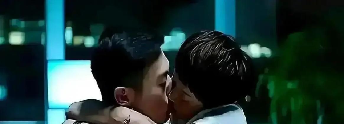 横店片场，哺乳室比主角休息室还抢手。95后女演员把“母婴室”写进了合同。20