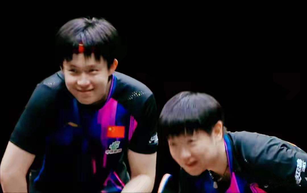 昨天樊振东第一，今天落后第二了。微博年度评选又开始了，去年马龙当选，