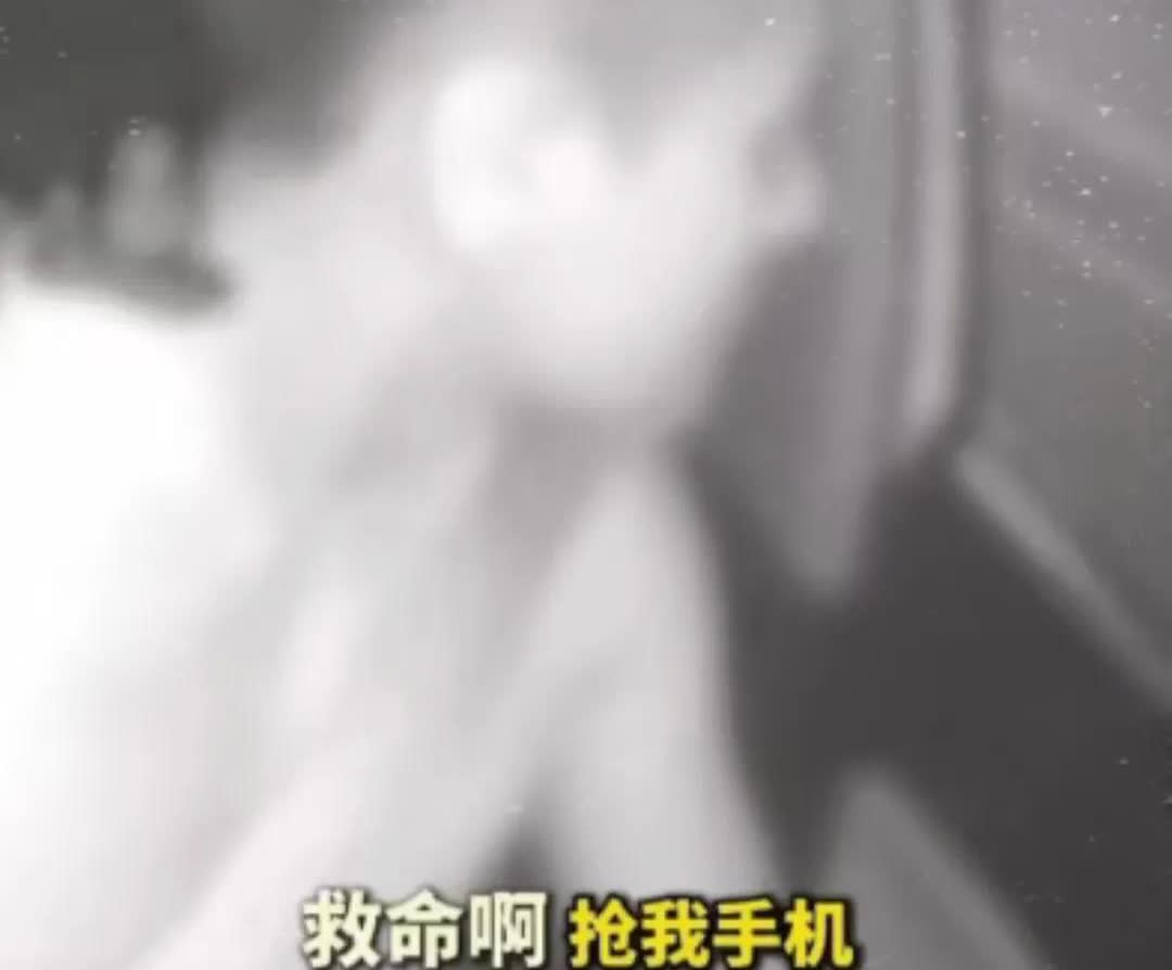 我被震惊到了“我不怕死，但我怕死了孩子没地方去。”前几天，安徽合肥的一个男子