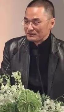 “身价8个亿”的北京协和医学博士冯唐，语出惊人：“如果想不得癌，少得癌，特别像女