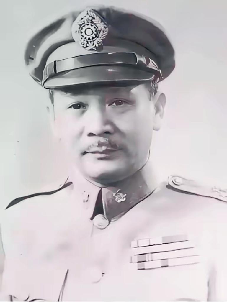 皖南事变后，全国12个战区司令都签了反共通电，就他一个人拒绝了，蒋介石气得拍桌子
