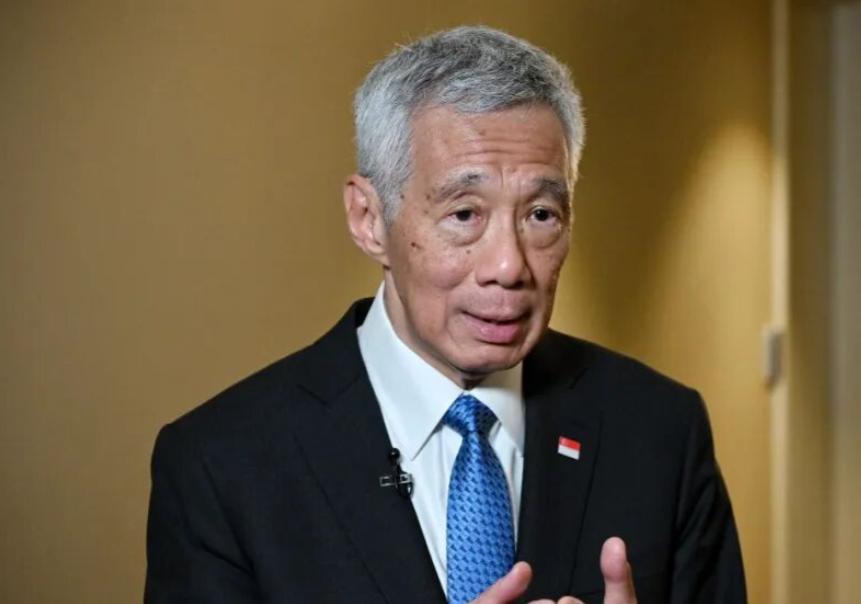 新加坡害怕了！1月8日，据新媒体报道，新加坡国资政李显龙在论坛上发表意见：“我认