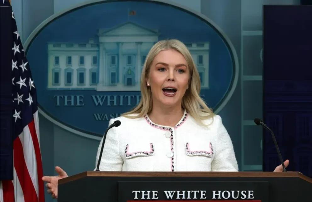 白宫：取消印度50%关税惩罚今天凌晨，卡罗琳在例行记者会上对外表示：“此前，