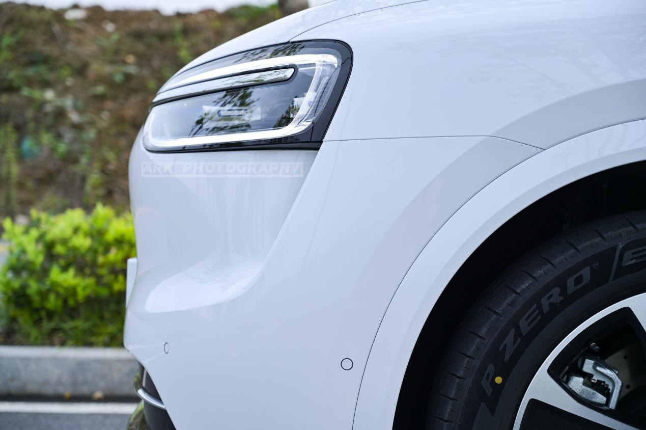 我的全新问界M7这一次来的比我想的更快一点!周末怀揣着激动的心情,我终于将它带回