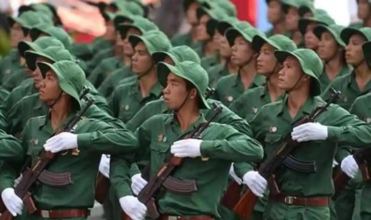 ☁有越南网友提问：假如越南今天向中国宣战，要怎样才能取胜？对此有网友直言：