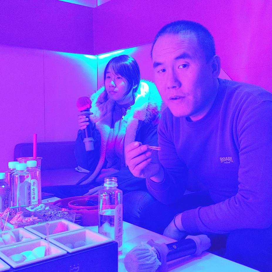 这样情绪稳定的男人现在不好找了吧老公，前天晚上10点到家的。第二天一大早