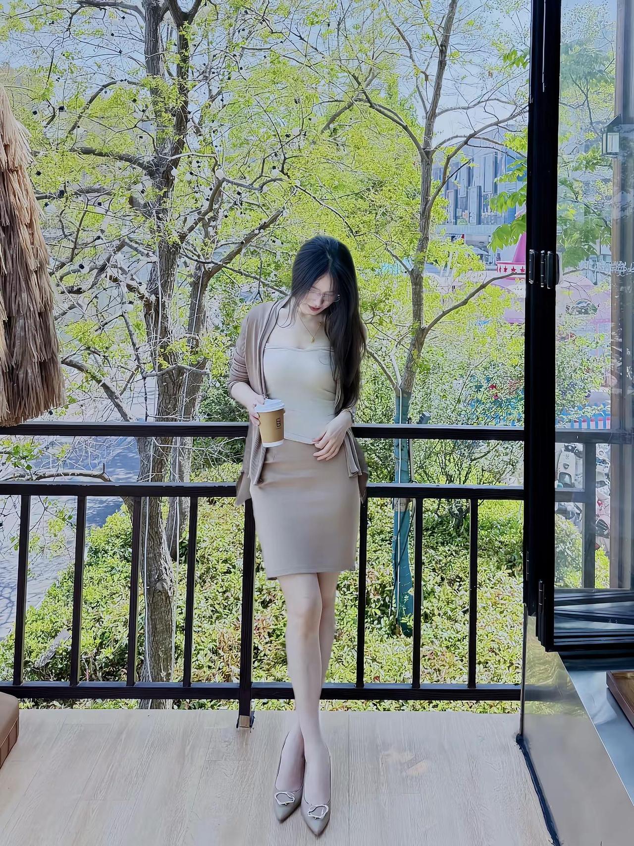 爱你拧巴又一直明媚的自己